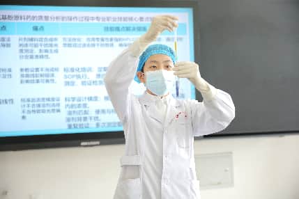 立足AI背景开展颐养康养复合型人才培养新路径