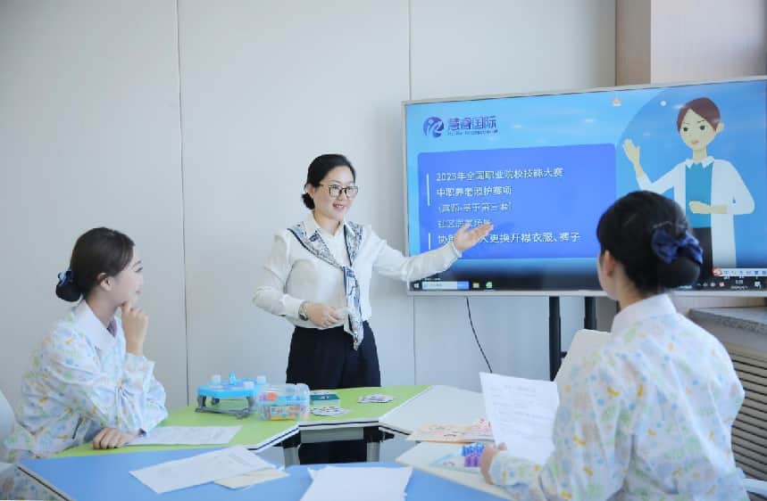 全周期就业育人体系 分阶段护航学生职场发展